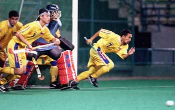 AIS vs. Malaysia